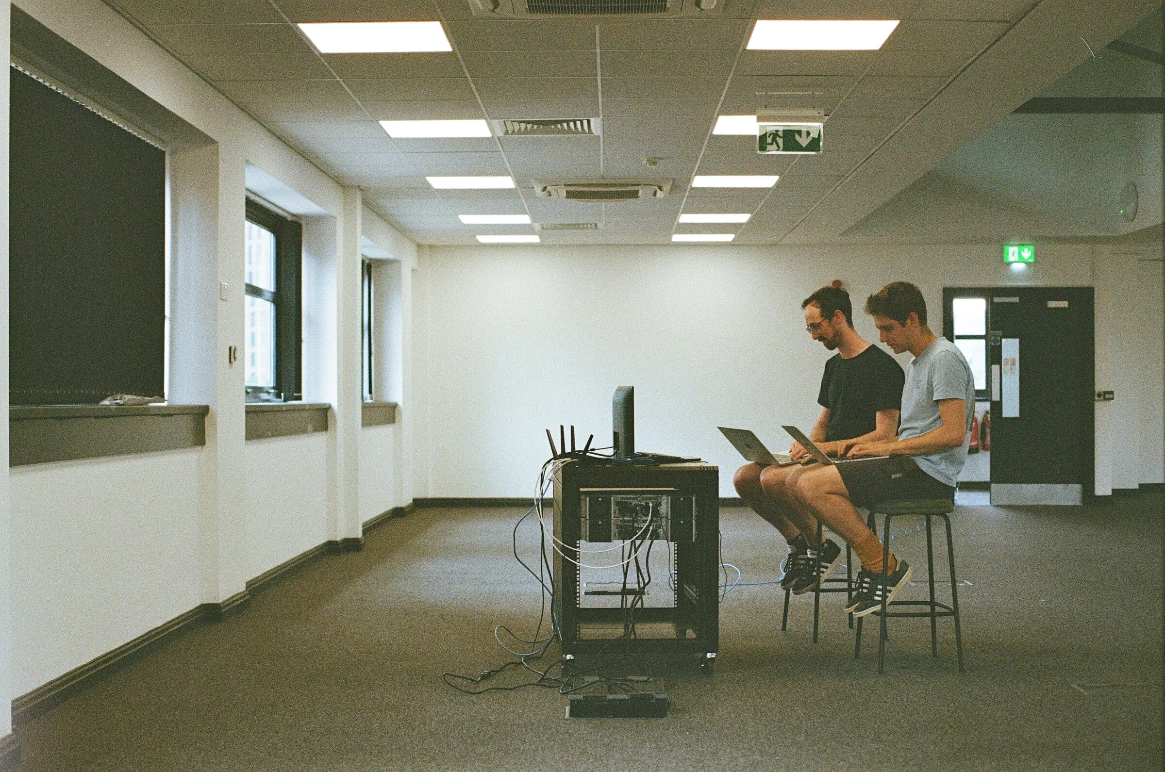 Film photograph, roll 7128, frame 18